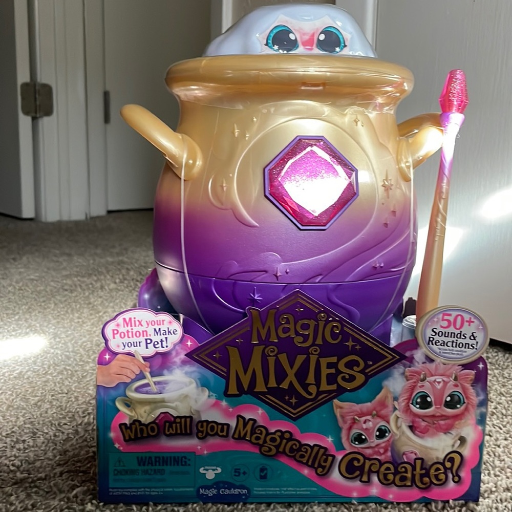 Magic Mixies Magic Cauldron